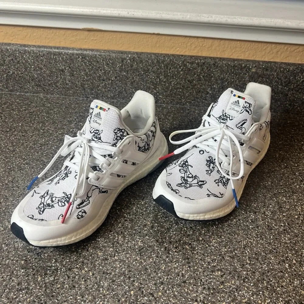 adidas Ultraboost DNA x Disney Sport Goofy Pack White Black Youth Mens 6 Sneaker